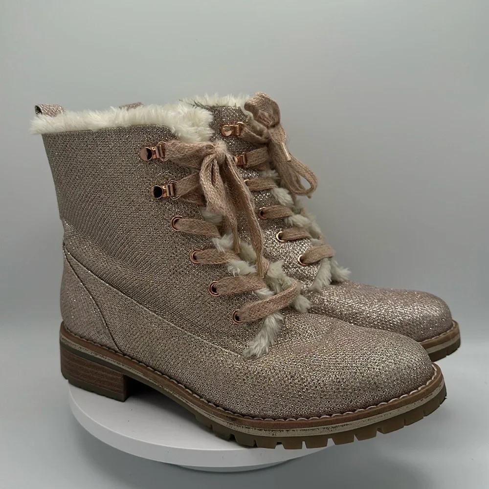 EVA & ZOE Sparkly Rose Gold Lug Sole Boots, Girls’ Size 4, EUC